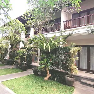 3* Aldeamento Turístico Ubud Bungalow
