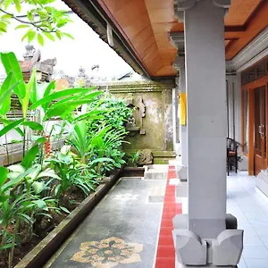 Wayan Family Ii Homestay Couette-café